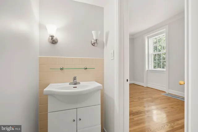 $1,400,000 | 1317 4th Street Southwest, Washington, DC 20024