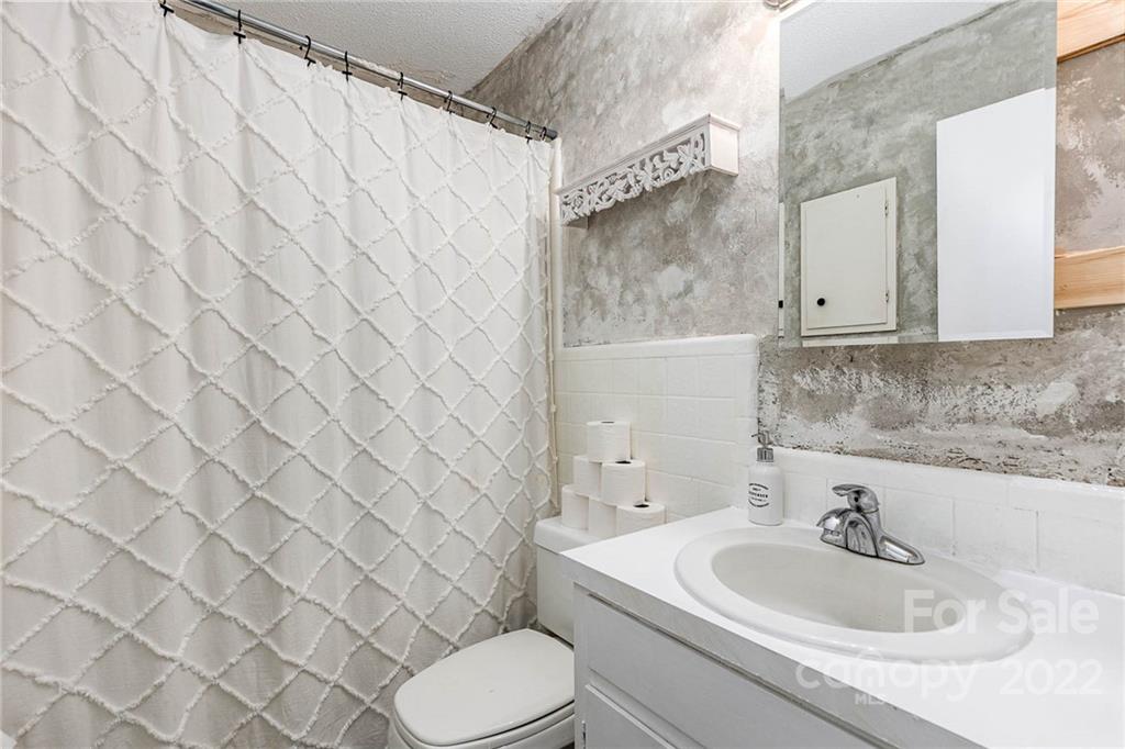 4440 Hampton Road Salisbury, NC 28144 - Photo 11 of 29 Gallery Image 11