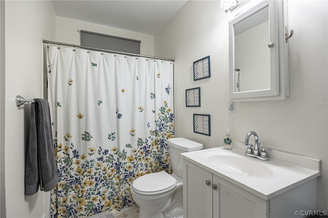 409 Bermuda Hundred Road Chester, VA 23836 - Photo 11 of 26 Gallery Image 11