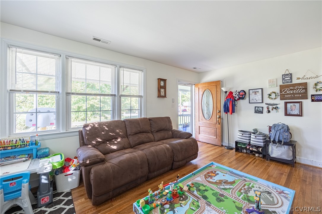 409 Bermuda Hundred Road Chester, VA 23836 - Photo 10 of 26 Gallery Image 10