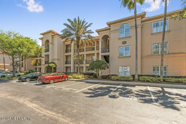 a view of a hallway with elevator