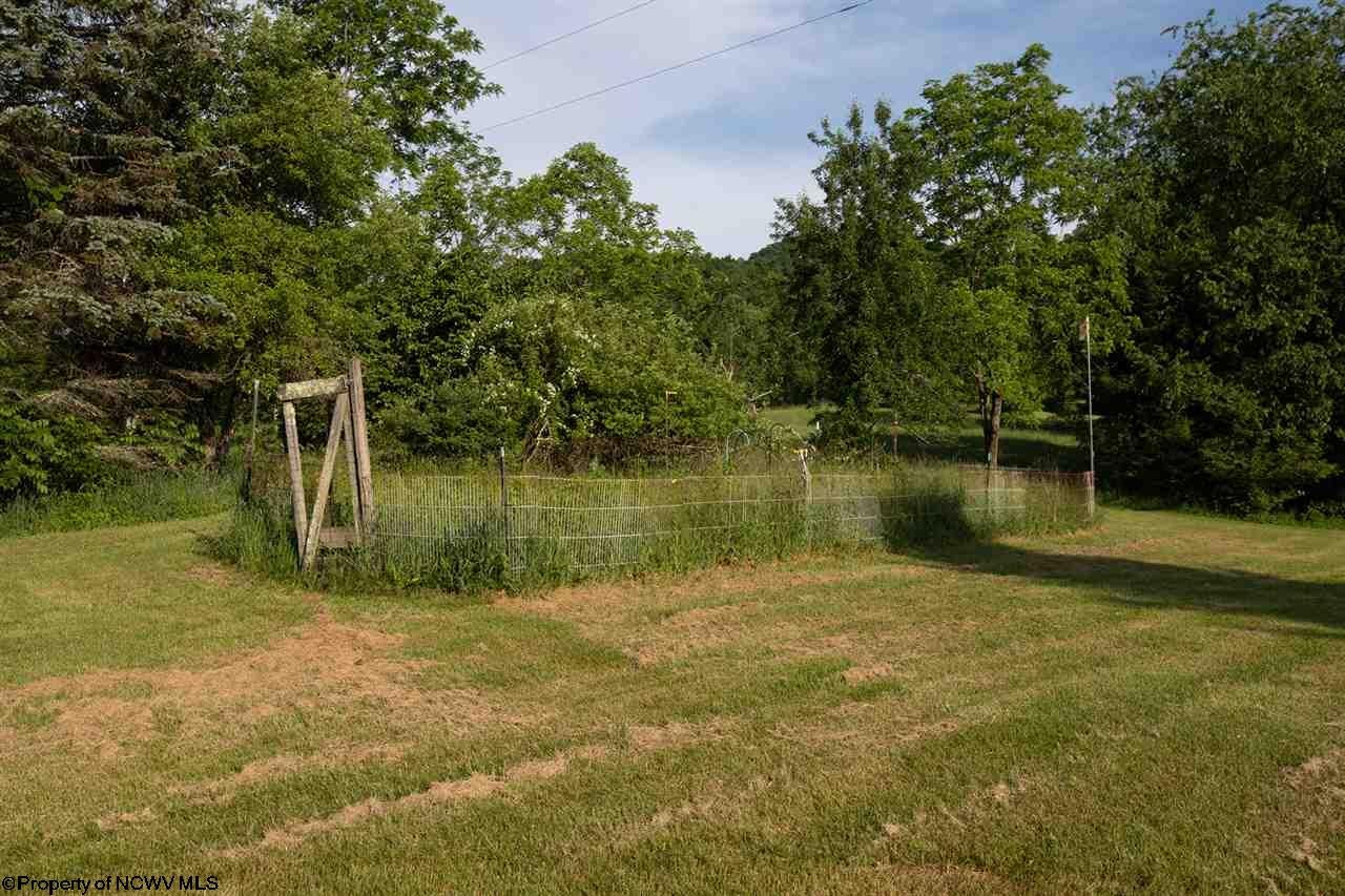 86 Hart Ranch Elkins, WV 26241 - Photo 4 of 14 Gallery Image 4