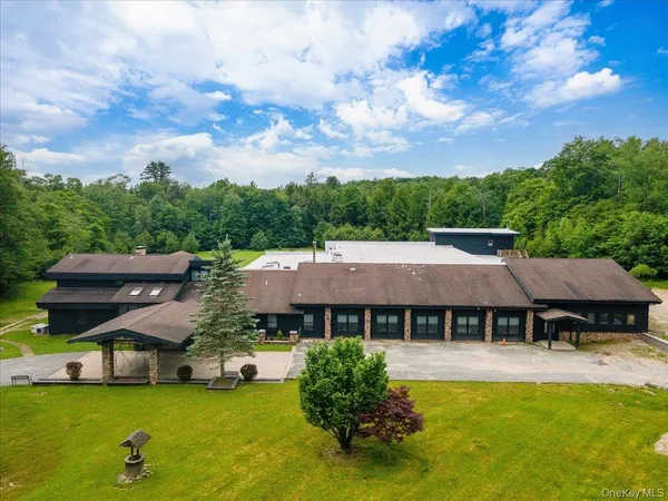 $5,000,000 | 399 Gregory Road, Monticello, NY 12701