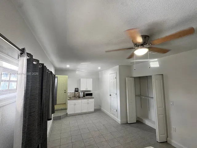 $1,450 | 10710 Southwest 141st Avenue, Unit 2, Miami, FL 33186