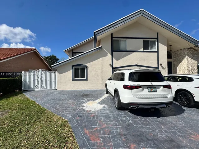 $1,450 | 10710 Southwest 141st Avenue, Unit 2, Miami, FL 33186