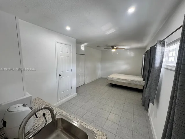 $1,450 | 10710 Southwest 141st Avenue, Unit 2, Miami, FL 33186