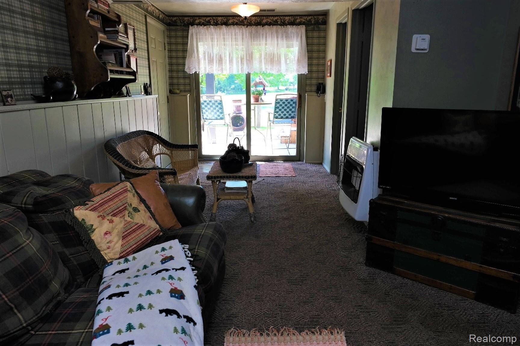 13488 Rohn Road Fenton, MI 48430 - Photo 23 of 41 SAM_3060.jpg