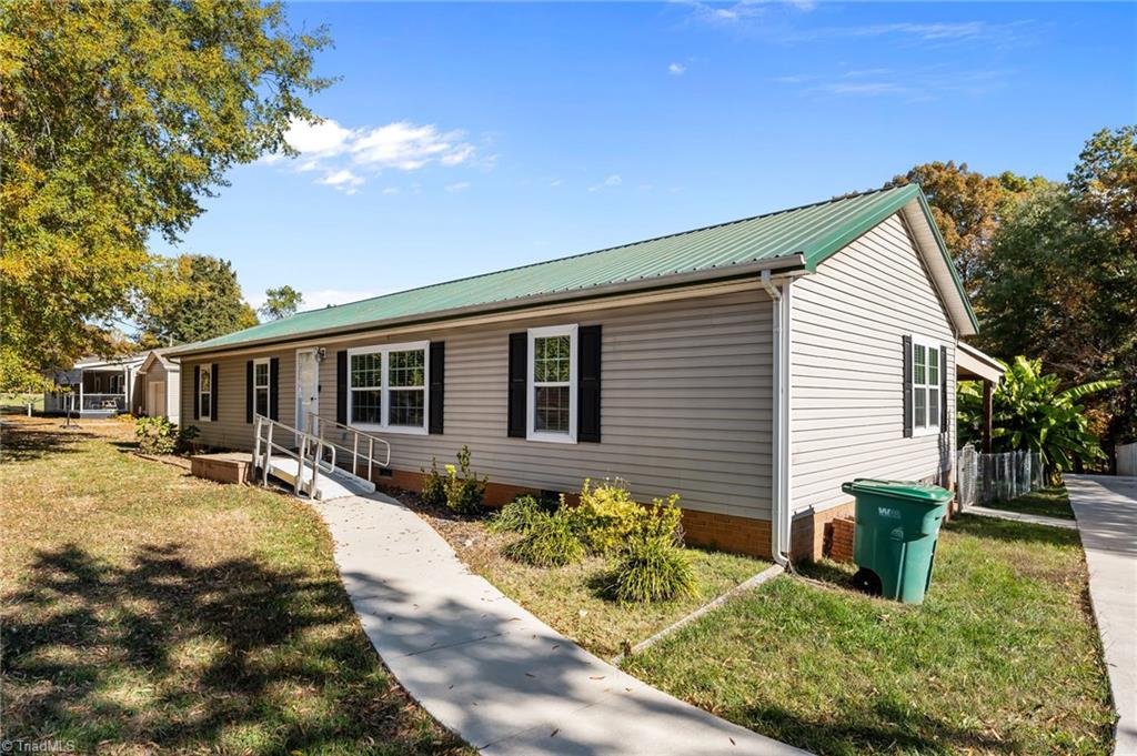 737 Westerly Park Road Eden, NC 27288 - Photo 2 of 44