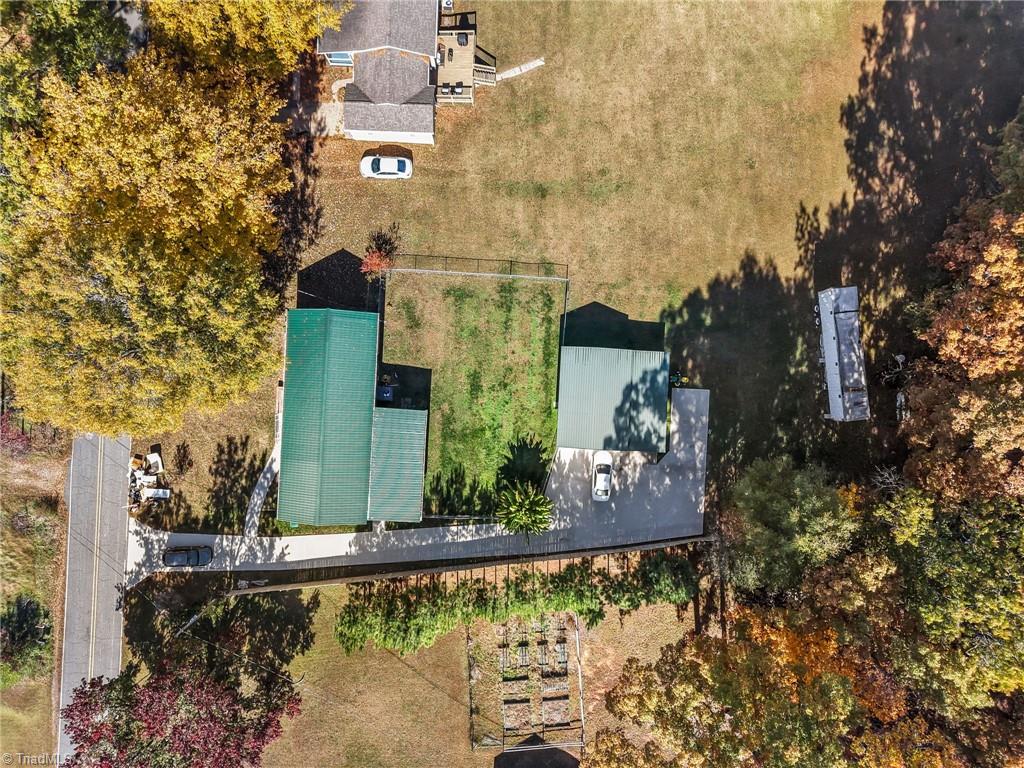 737 Westerly Park Road Eden, NC 27288 - Photo 4 of 44