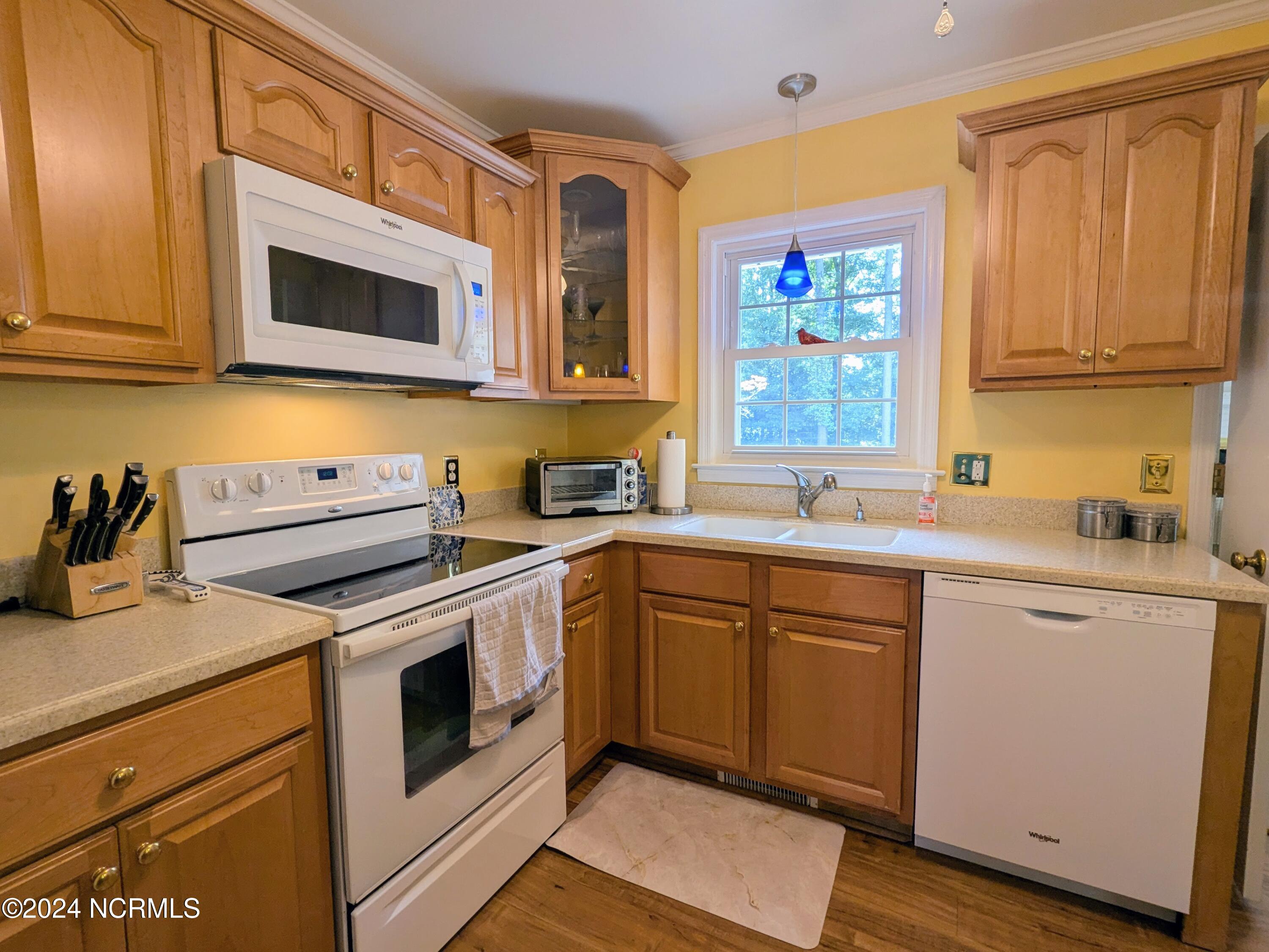 1202 Cherry Lane New Bern, NC 28562 - Photo 19 of 49 IMG_20240822_160747435