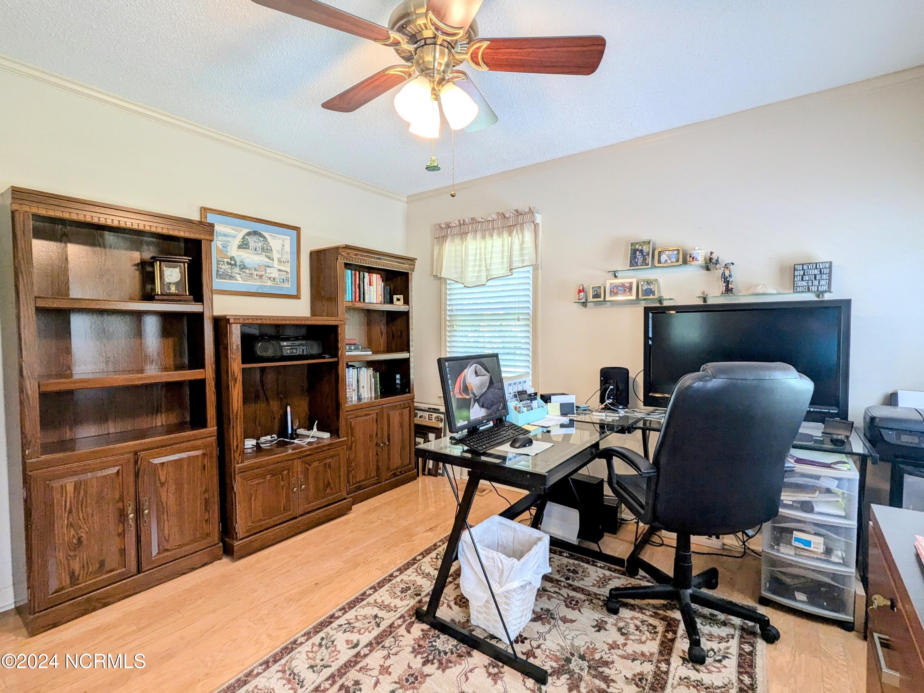 1202 Cherry Lane New Bern, NC 28562 - Photo 29 of 49 IMG_20240822_161204290-EDIT