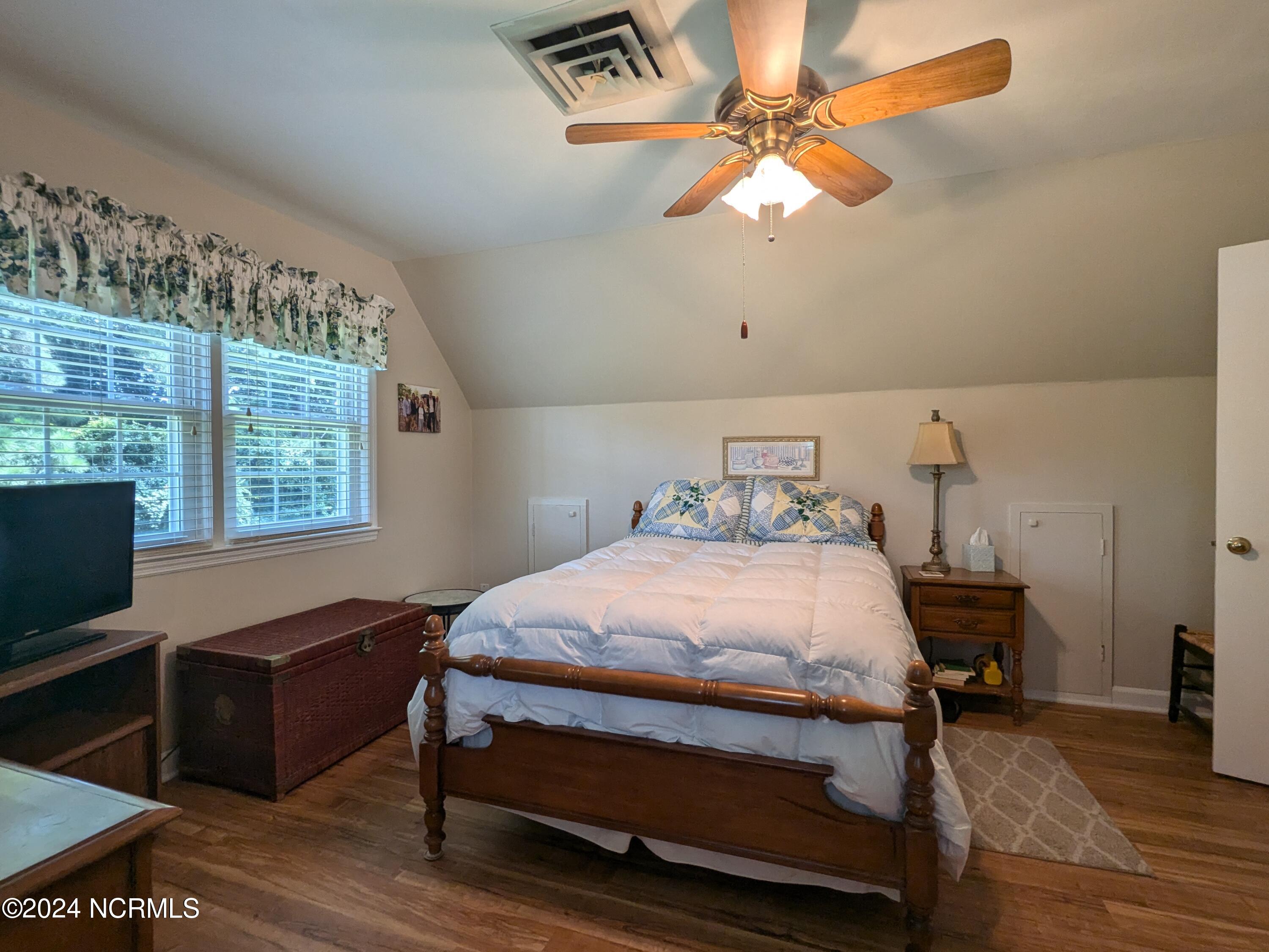 1202 Cherry Lane New Bern, NC 28562 - Photo 34 of 49 IMG_20240822_161409012