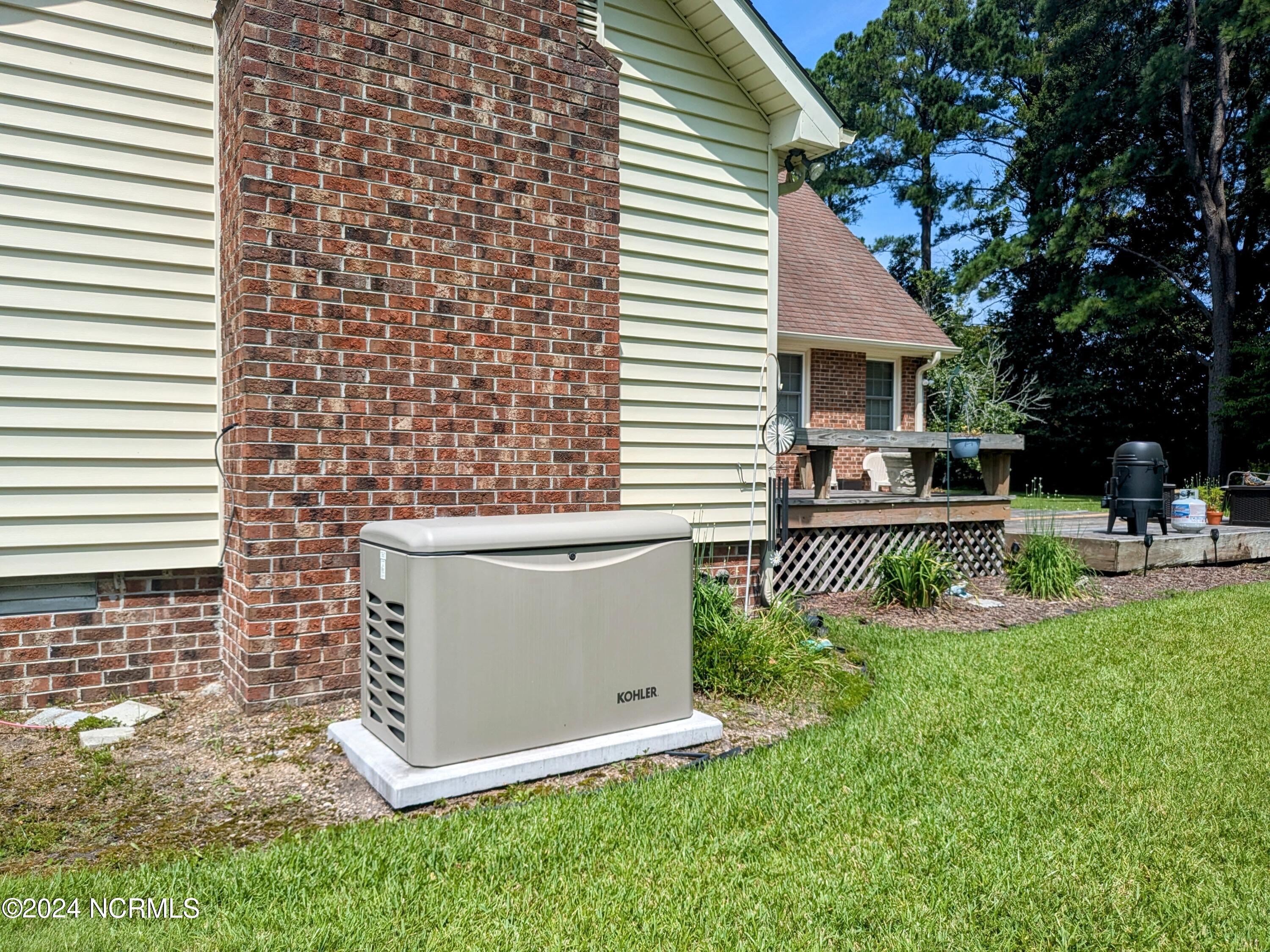 1202 Cherry Lane New Bern, NC 28562 - Photo 38 of 49 IMG_20240822_161834288-EDIT