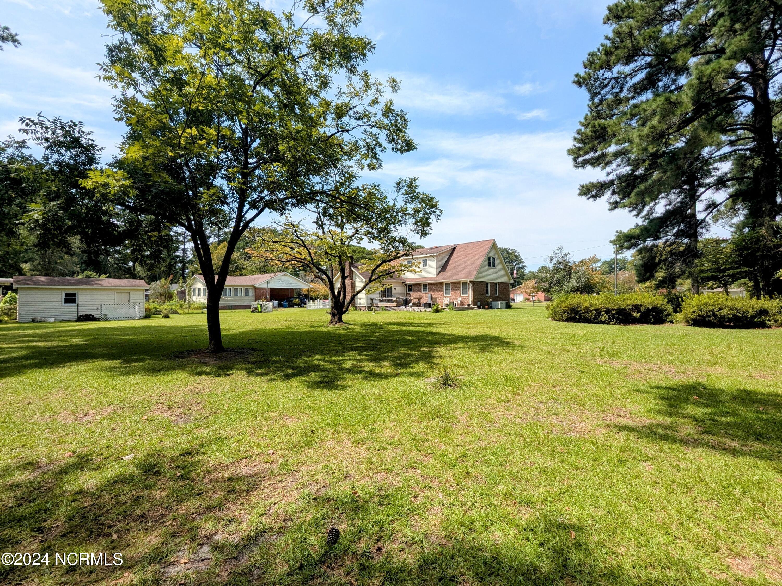 1202 Cherry Lane New Bern, NC 28562 - Photo 44 of 49 IMG_20240822_162040777-EDIT