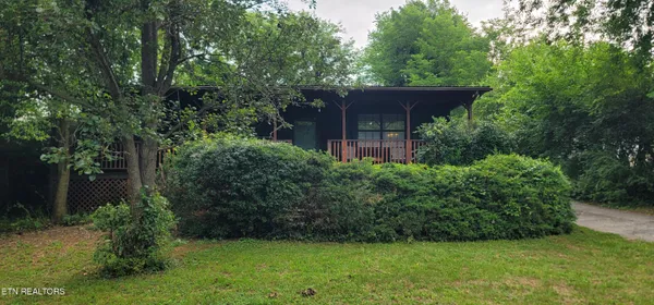 $275,000 | 628 Front Street, Maryville, TN 37804