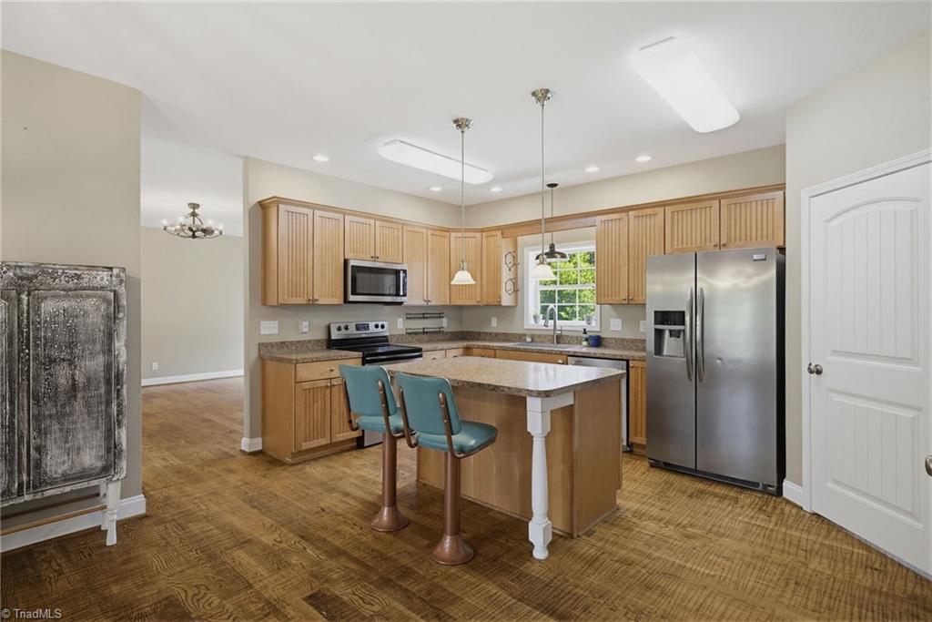 1616 Iron Works Road Reidsville, NC 27320 - Photo 10 of 50