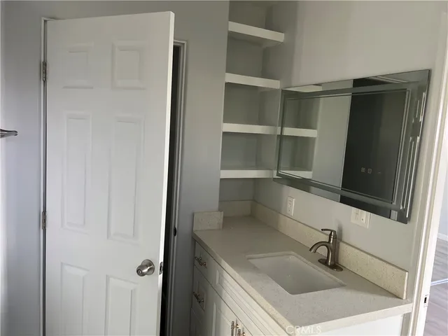 $3,200 | 13745 Polk Street, Sylmar, CA 91342