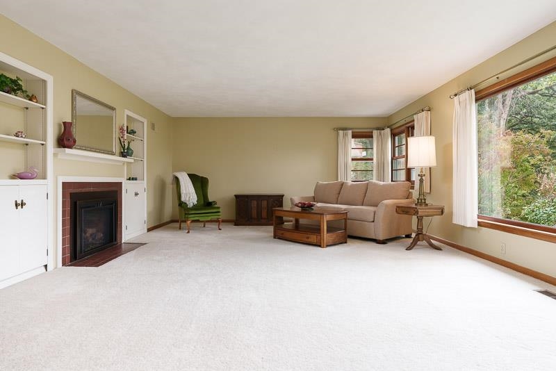 2541 East Ridge Road Beloit, WI 53511 - Photo 14 of 39