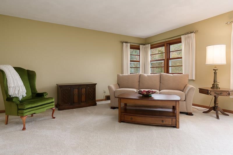 2541 East Ridge Road Beloit, WI 53511 - Photo 16 of 39