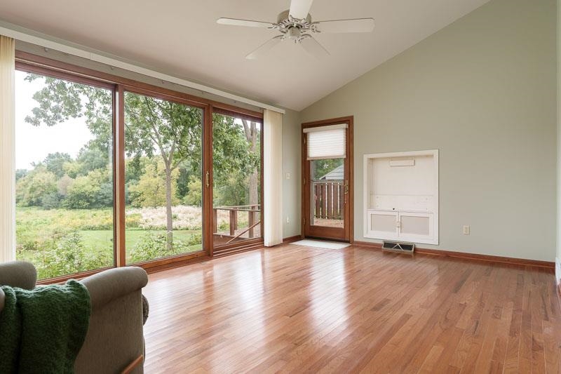 2541 East Ridge Road Beloit, WI 53511 - Photo 21 of 39