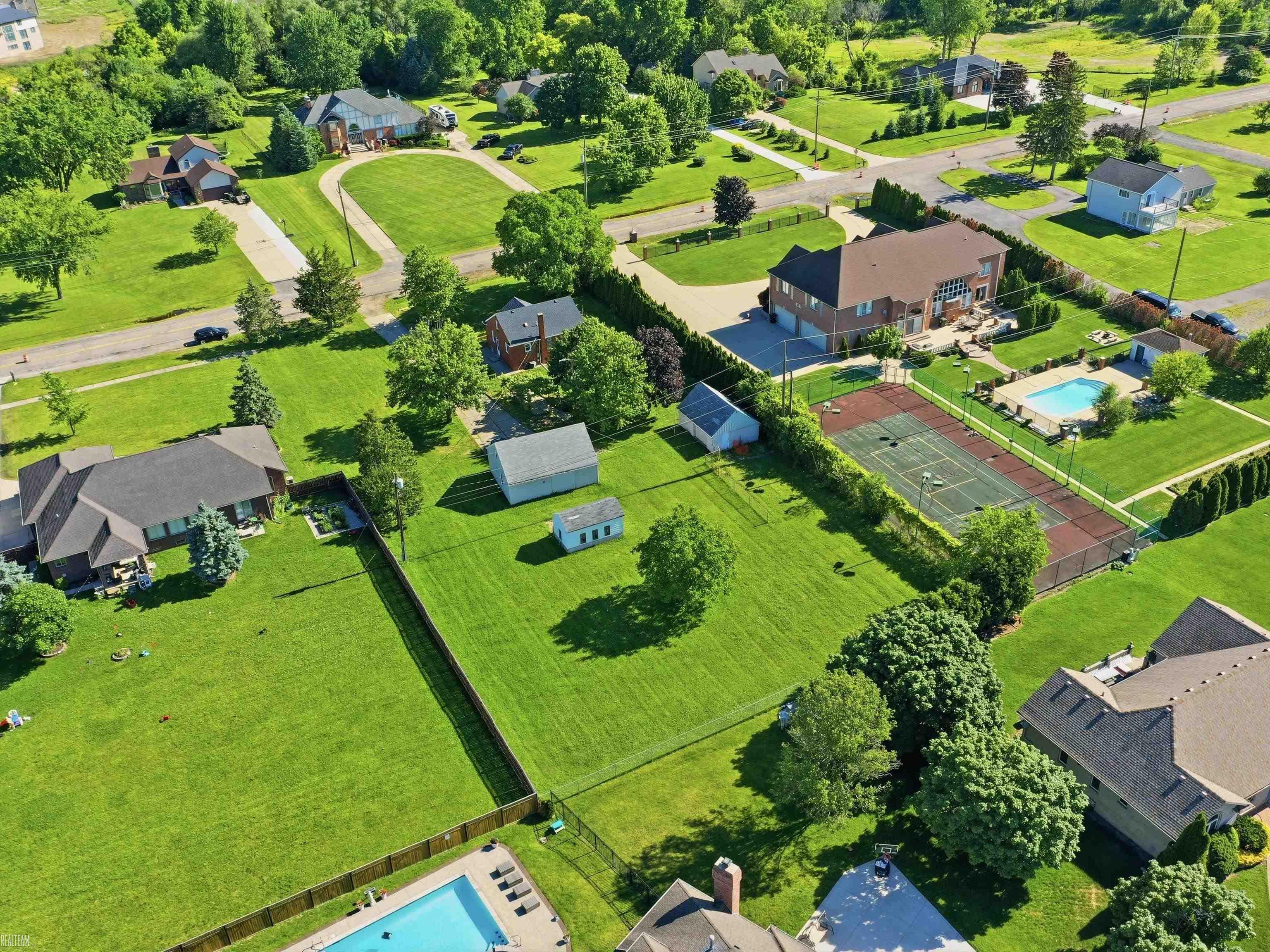 4466 18 1/2 Mile Road Sterling Heights, MI 48314 - Photo 33 of 41