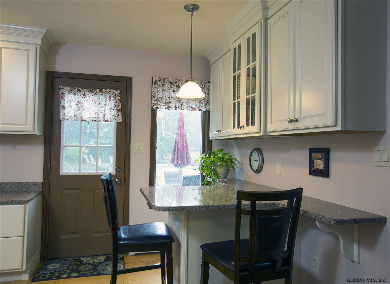 2 Raffaele Court Colonie, NY 12205 - Photo 5 of 25 Photo 5