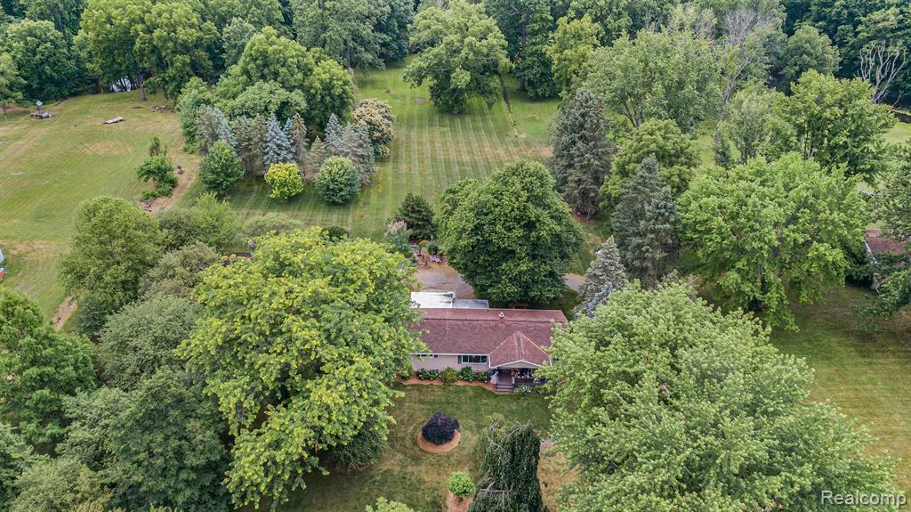 10304 Lehring Road Byron, MI 48418 - Photo 5 of 27 Gallery Image 5