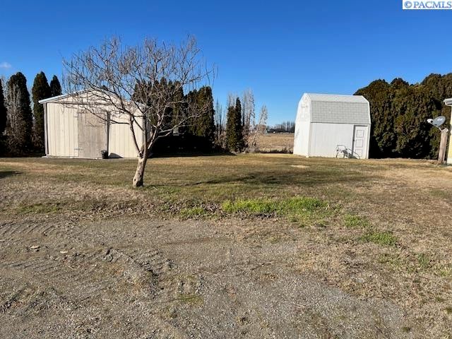 163201 West Apricot Road Prosser, WA 99350 - Photo 9 of 12 Gallery Image 9