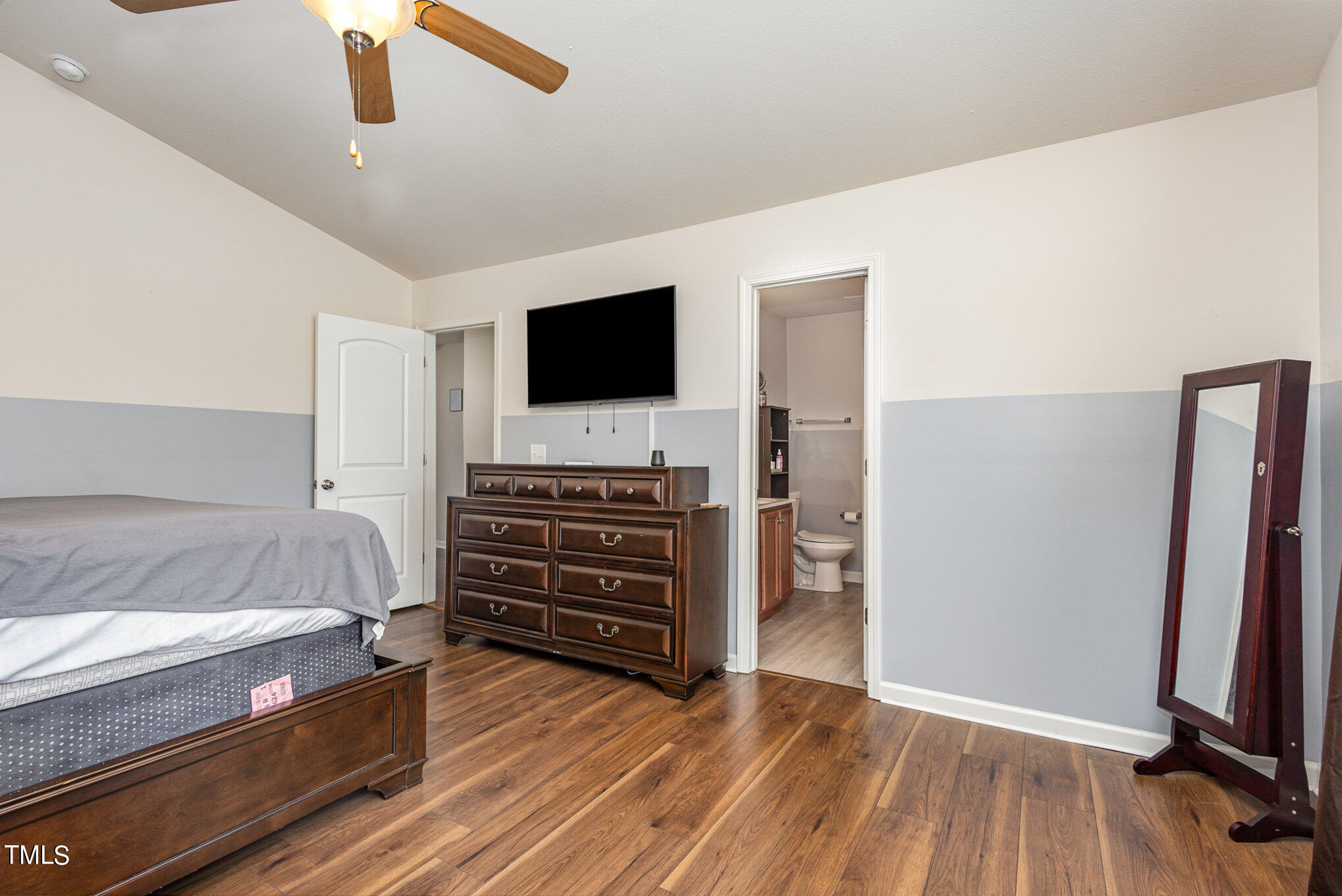 4712 Queen Pierrette Street Raleigh, NC 27610 - Photo 12 of 26 014_r6ii1098-edit