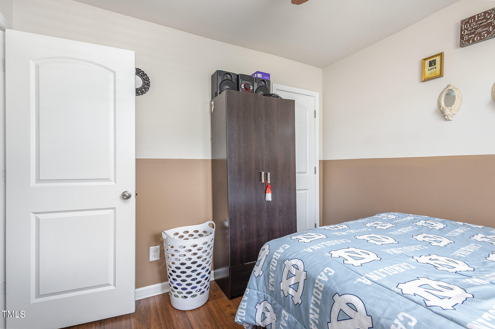 4712 Queen Pierrette Street Raleigh, NC 27610 - Photo 15 of 26 017_r6ii1083-edit