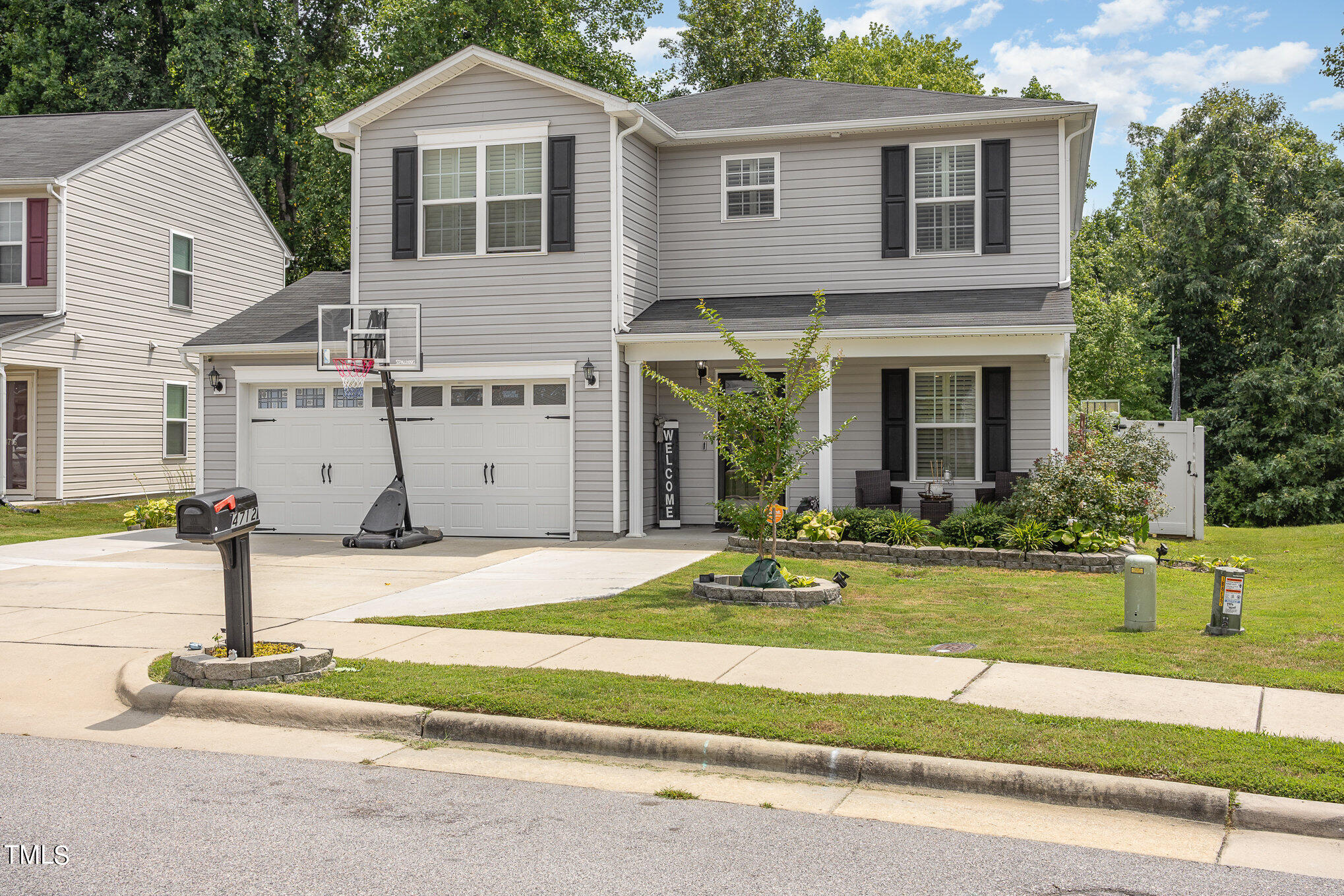 4712 Queen Pierrette Street Raleigh, NC 27610 - Photo 2 of 26 001_r6ii1131-edit