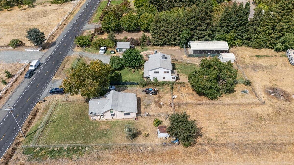 3203 Collier Road East Acampo, CA 95220 - Photo 3 of 20 Gallery Image 3