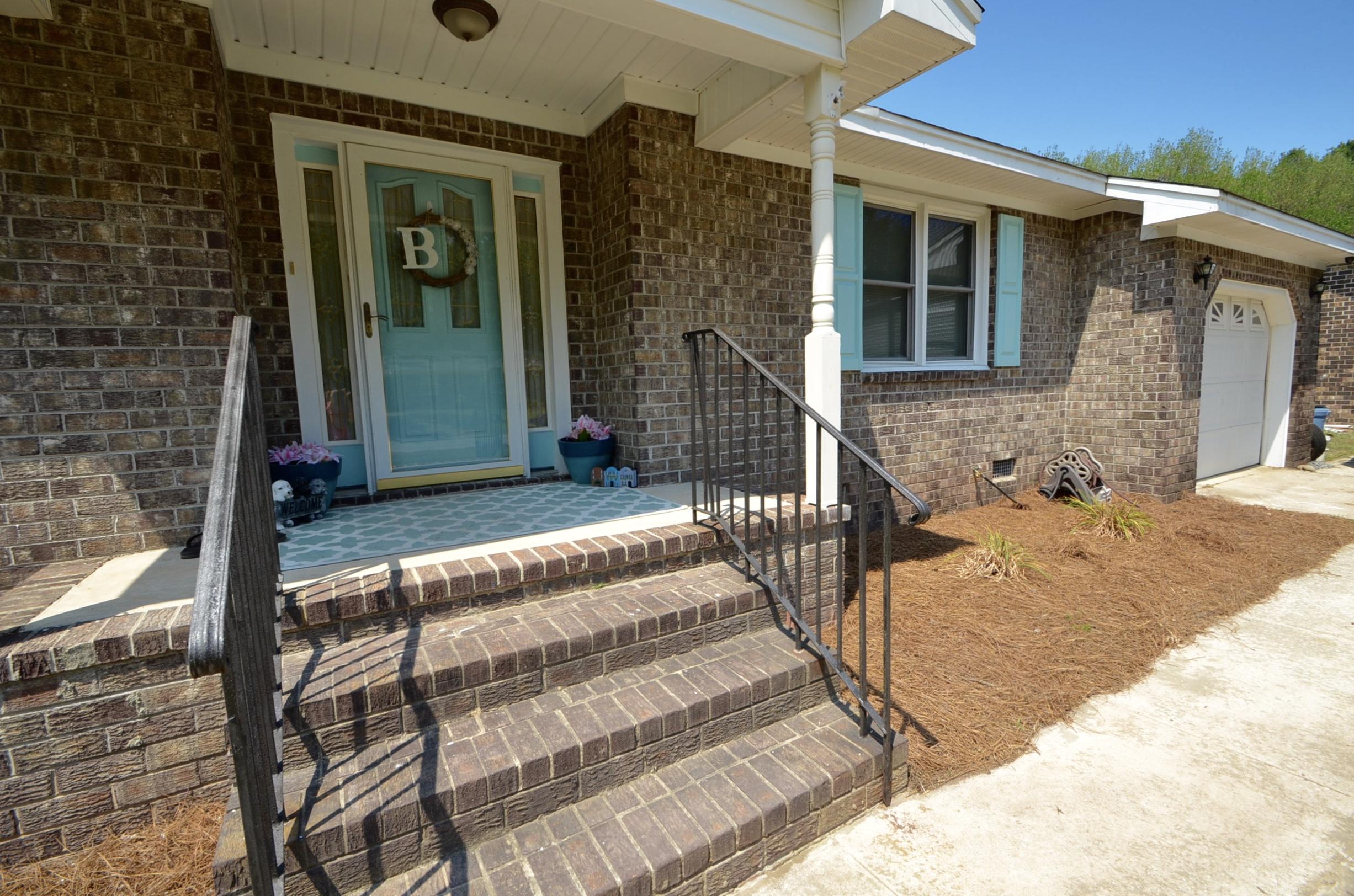 305 Read Street Moncks Corner, SC 29461 - Photo 3 of 21 DSC_0180