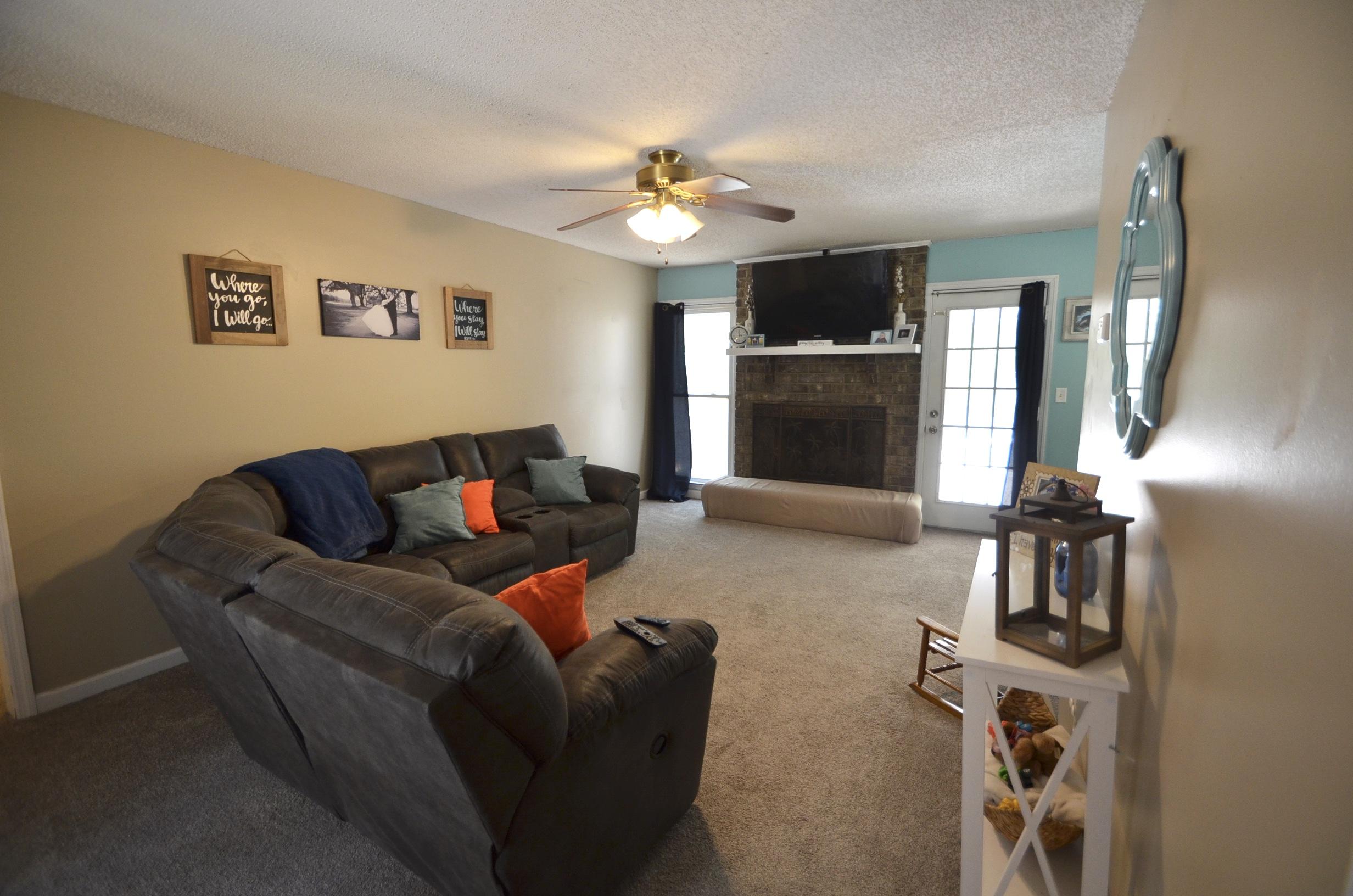 305 Read Street Moncks Corner, SC 29461 - Photo 8 of 21 DSC_0205