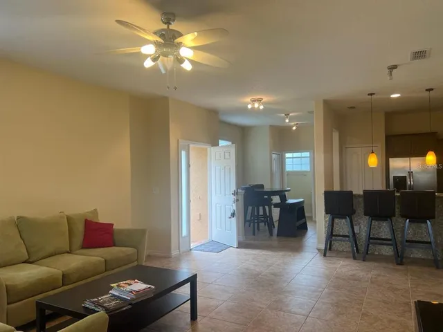 $2,400 | 2841 Adelaide Court, Orlando, FL 32824