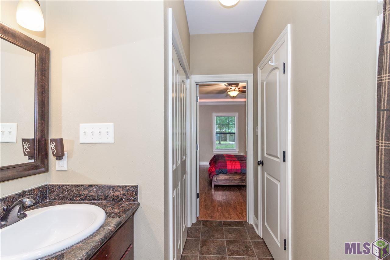 18676 McLin Road Livingston, LA 70754 - Photo 11 of 16 Gallery Image 11