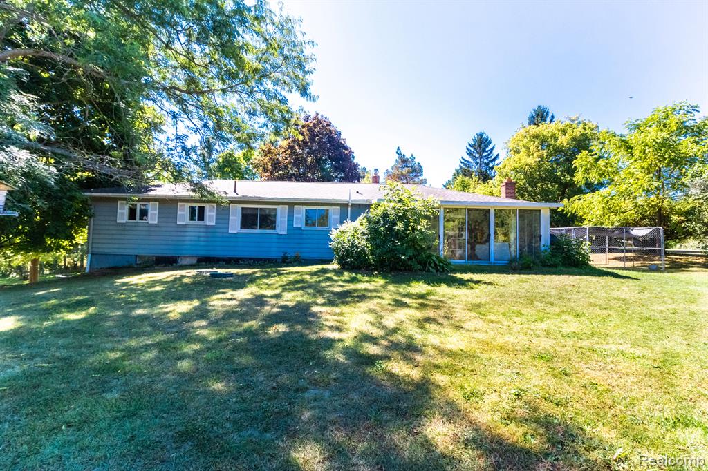 4834 Hegel Road Goodrich, MI 48438 - Photo 28 of 33