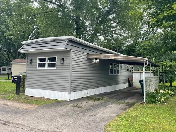 $57,900 | 23 Patio Drive, Penfield, NY 14625