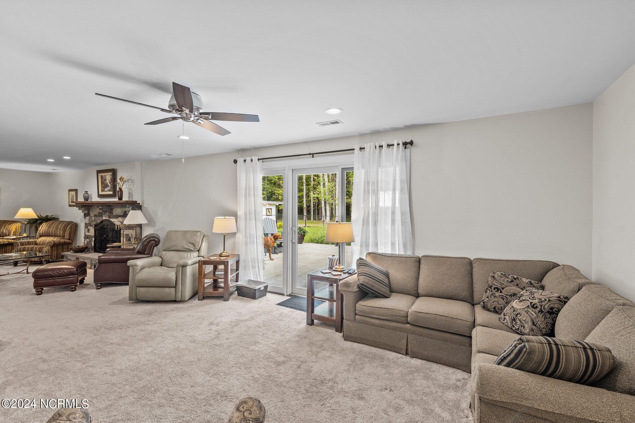 204 North Ridge Road New Bern, NC 28560 - Photo 32 of 65 51-web-or-mls-2I3A0075