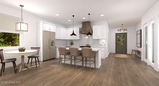 $719,900 | 5 Seville Way, Bethlehem, NY 12158