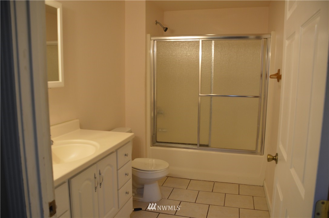 22705 9th Avenue Southeast Bothell, WA 98021 - Photo 14 of 22