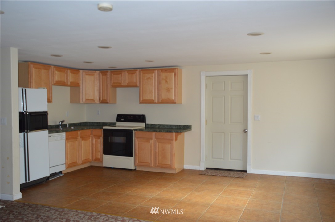 22705 9th Avenue Southeast Bothell, WA 98021 - Photo 20 of 22