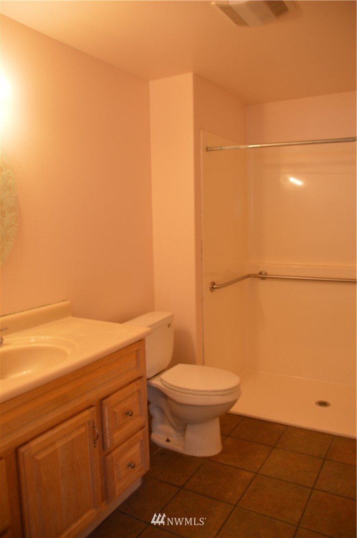 22705 9th Avenue Southeast Bothell, WA 98021 - Photo 8 of 22