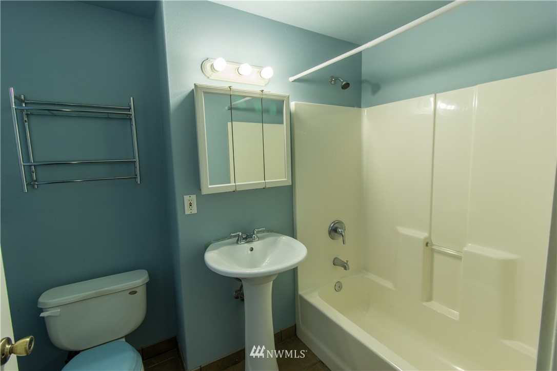 22705 9th Avenue Southeast Bothell, WA 98021 - Photo 10 of 22