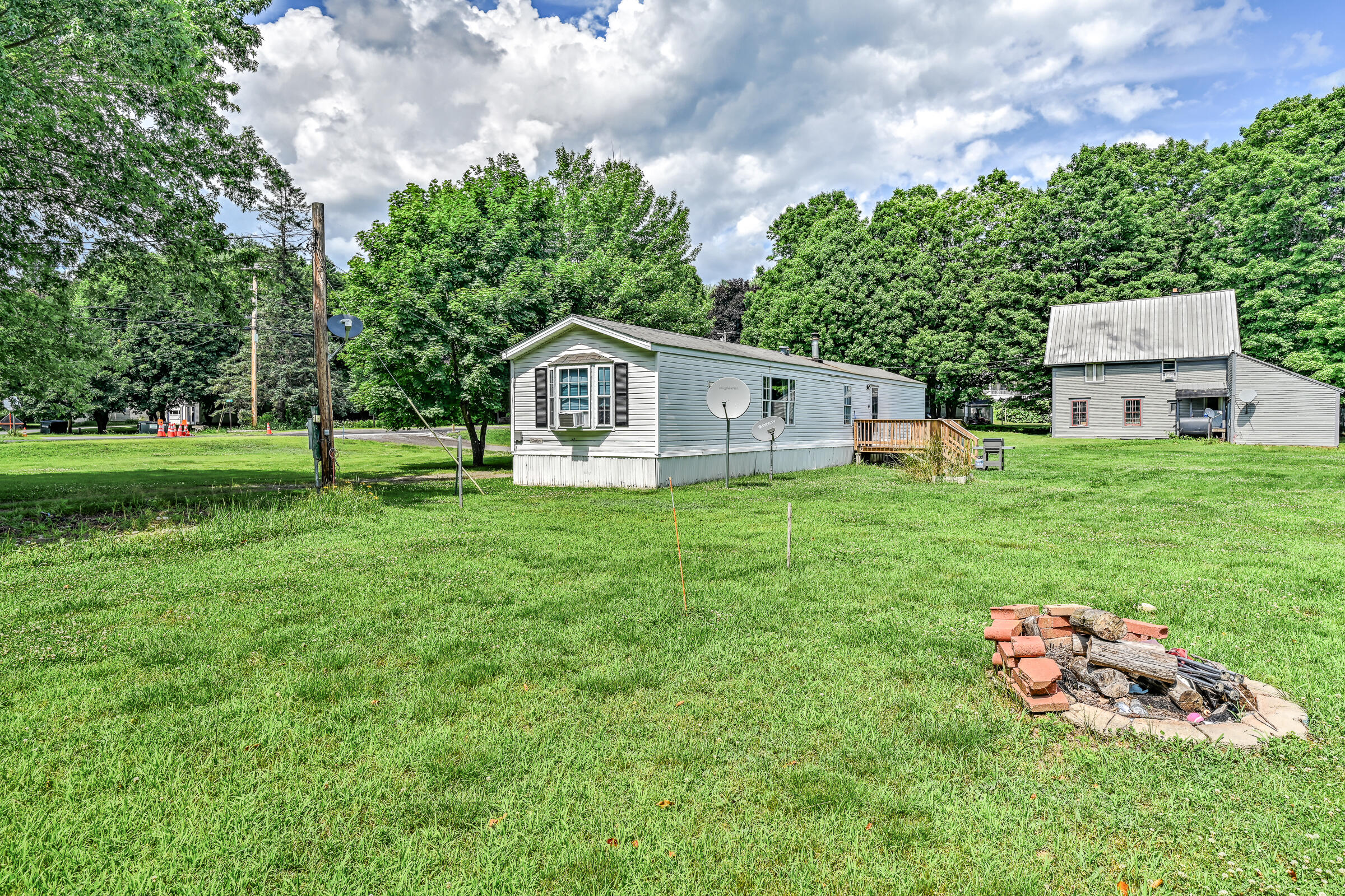 175-179 Maple Avenue Farmington, ME 04938 - Photo 15 of 30 109607gr1-113