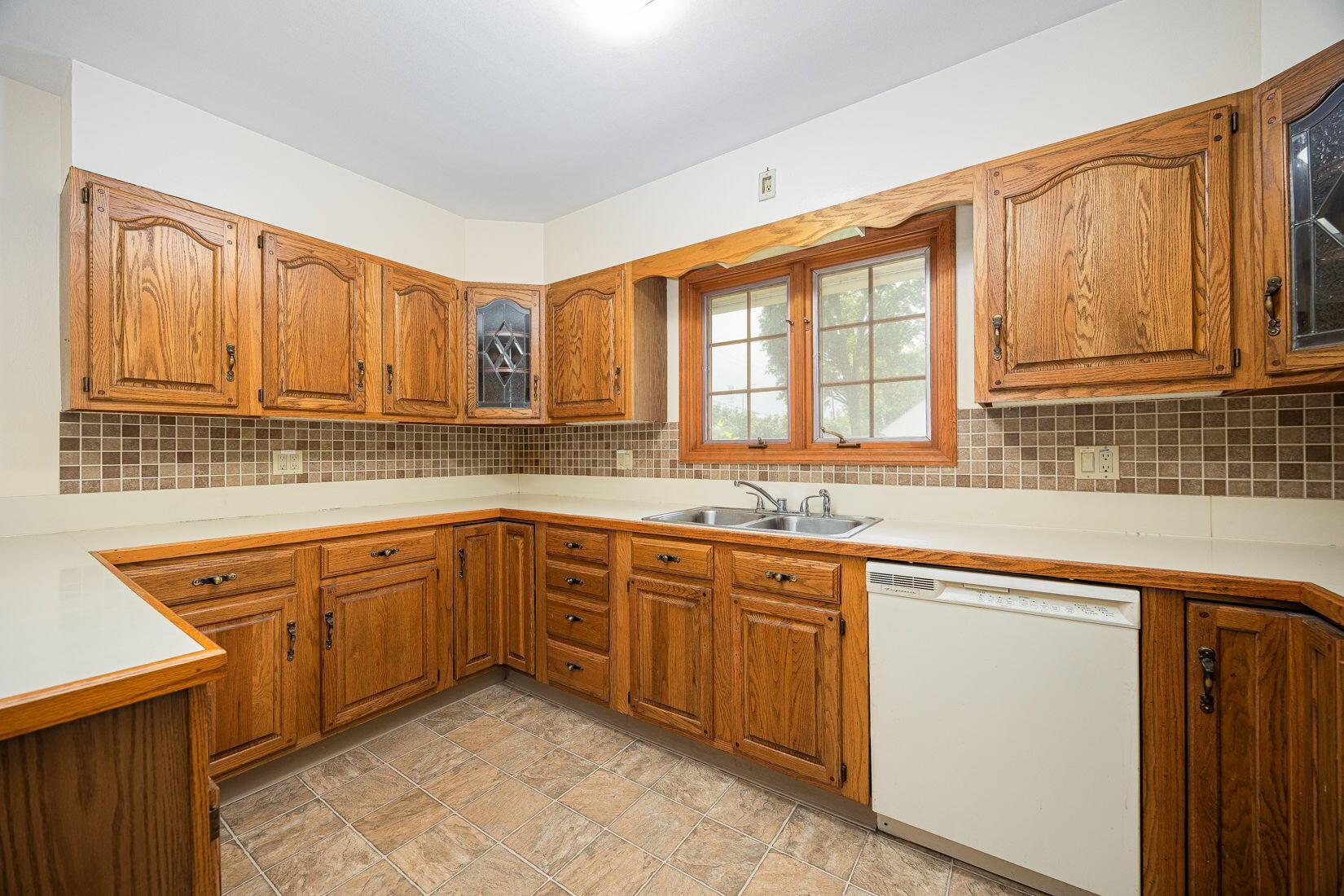 125 South Hamilton Road Columbus, OH 43230 - Photo 19 of 65 Kitchen