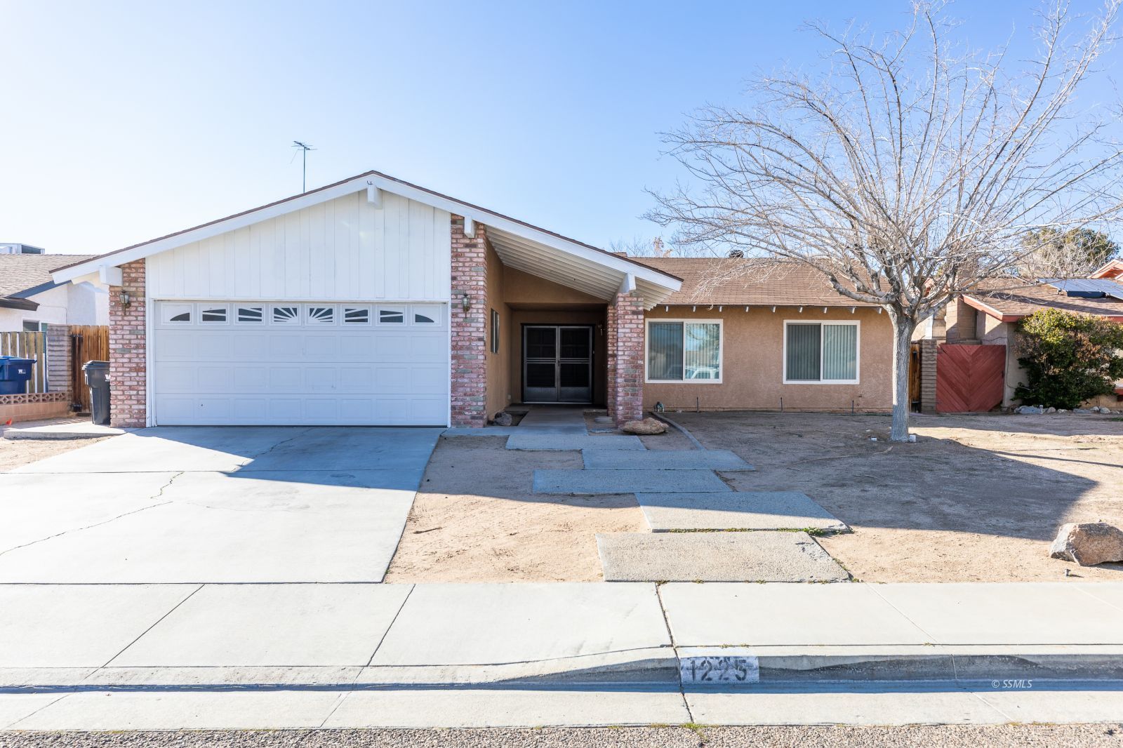 1225 North Erwin Street Ridgecrest, CA 93555 - Photo 1 of 27 a view of a house