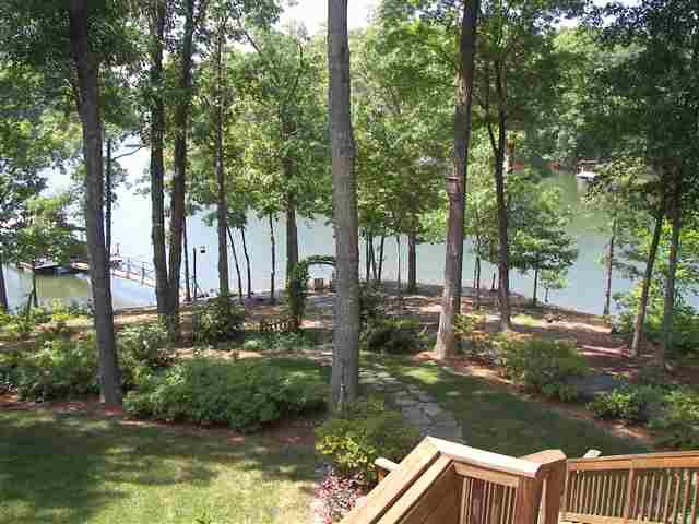 635 Seminole Point Road Fair Play, SC 29643 - Photo 1 of 24 Gallery Image 1
