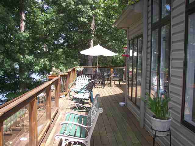 635 Seminole Point Road Fair Play, SC 29643 - Photo 8 of 24 Gallery Image 8
