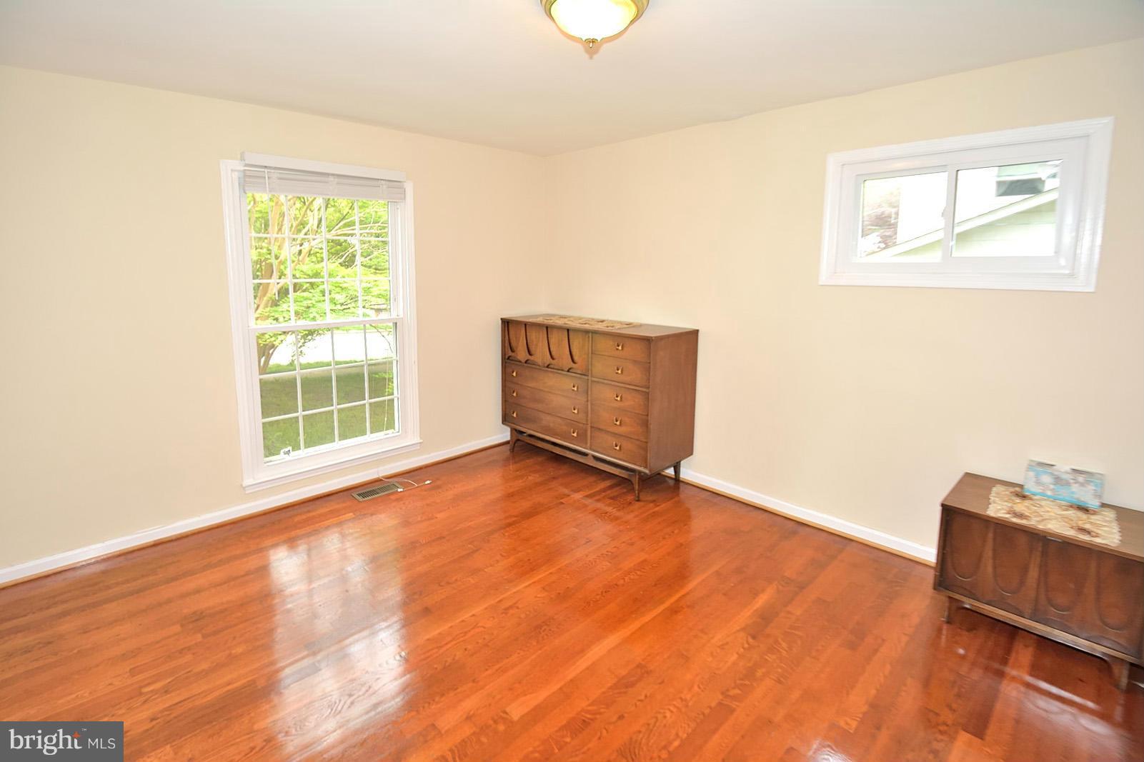 9522 Stevebrook Road Fairfax, VA 22032 - Photo 14 of 25 Bedroom